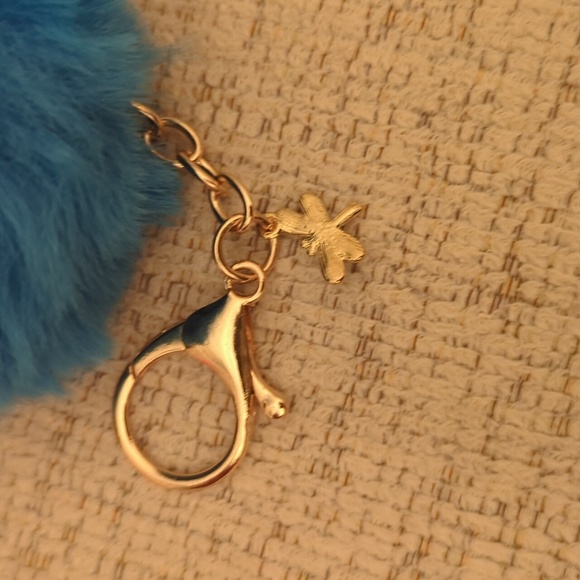 Bright Blue Dragonfly Pom Gold Keychain - Picture 4 of 4